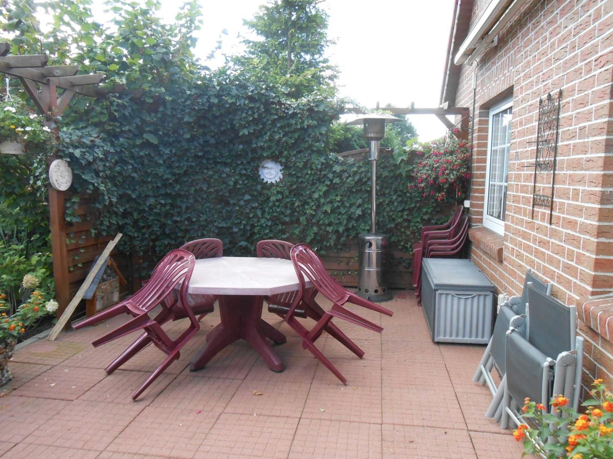 Ferienwohnung Brentano_ 65230 Moormerland Exterior foto